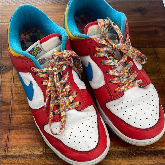 Nike Dunk Low men’s 9.5 QS LeBron James Fruity Pebbles Sneakers DH8009-600